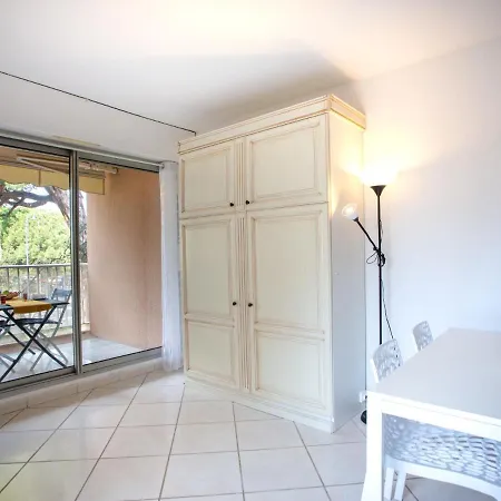 Port De La Gavine-24 By Interhome * Hyères